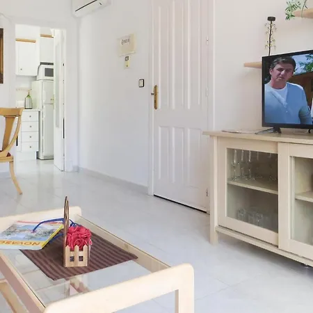 Apartamento Amazing In With Kitchen Torrevieja